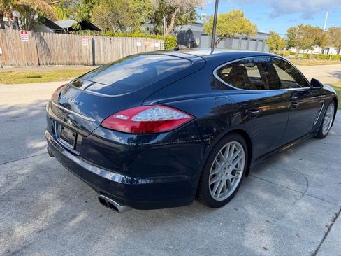 Used 2010 Porsche Panamera Turbo image 11