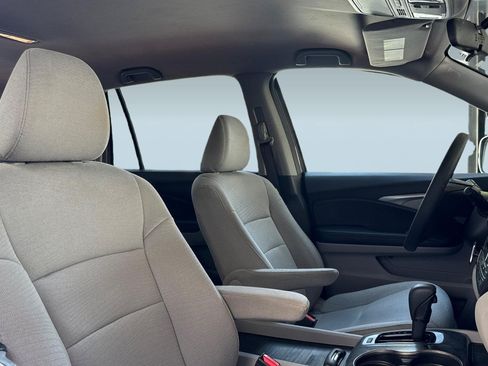 Used 2017 Honda Pilot EX image 27