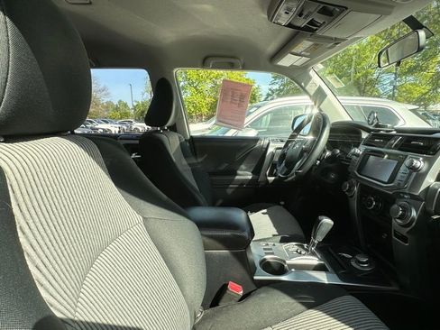 Used 2017 Toyota 4Runner SR5 image 8