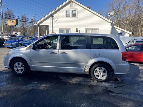 Used 2012 Dodge Grand Caravan Crew image 4