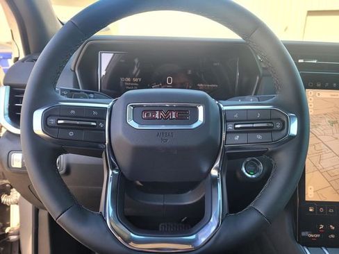 New 2026 GMC Terrain Elevation w/ Technology Package II FWD image 17