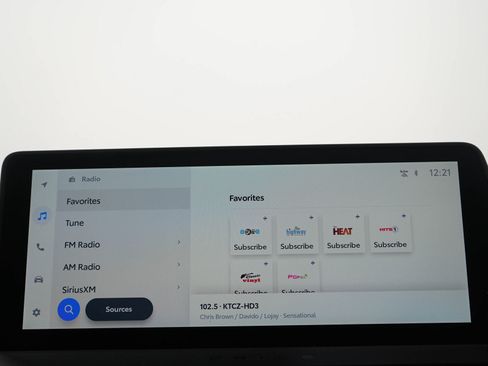 Used 2026 Toyota Prius Plug-In Hybrid image 16
