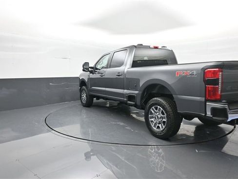 New 2026 Ford F250 Lariat w/ FX4 Off-Road Package image 5