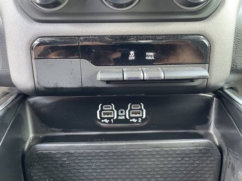Used 2021 RAM 1500 Big Horn RWD image 21