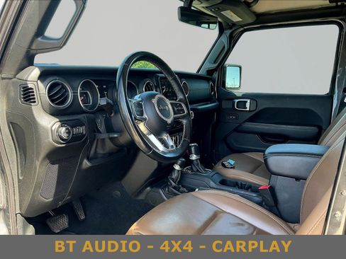 Used 2020 Jeep Gladiator Overland AWD/4WD image 18