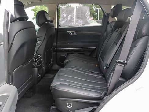 Used 2024 Genesis GV80 3.5T image 21