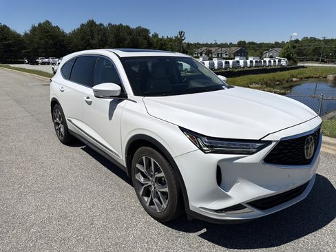 Used 2023 Acura MDX FWD w/ Technology Package image 2
