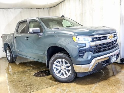 New 2026 Chevrolet Silverado 1500 LT image 2