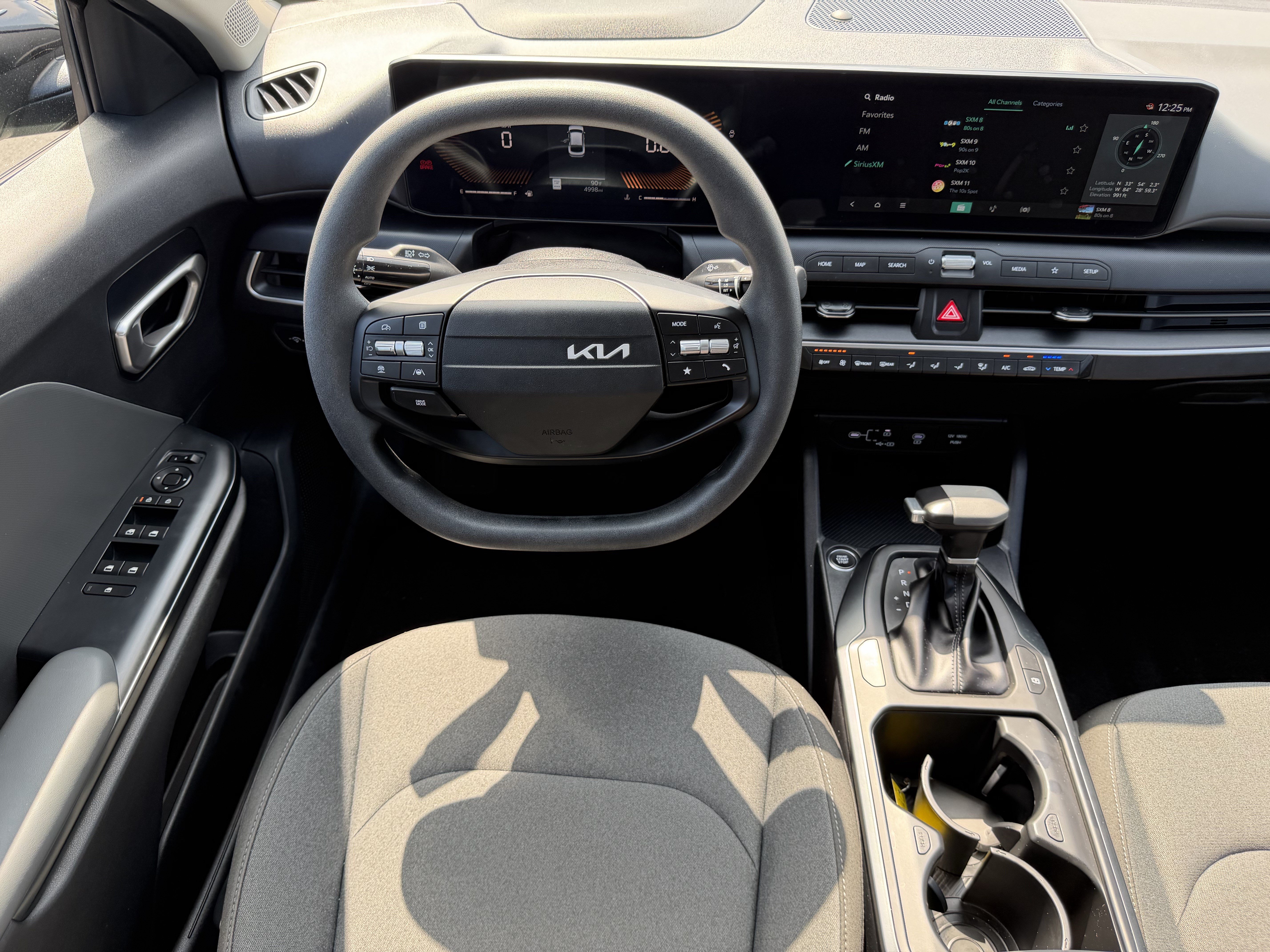 Certified 2025 Kia K4 FWD image 23