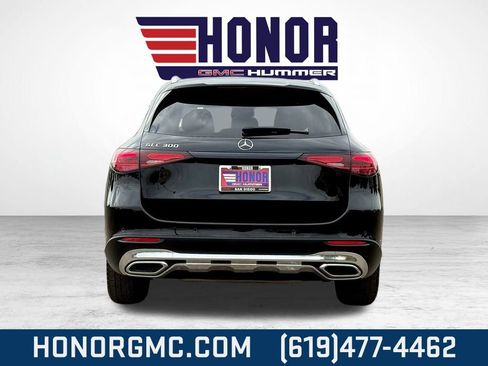 Used 2024 Mercedes-Benz GLC 300 image 4