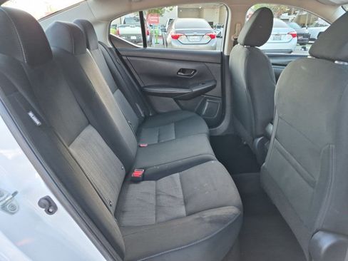 Used 2025 Nissan Sentra SV FWD image 19