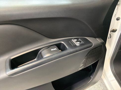 Used 2021 RAM ProMaster City Tradesman image 22