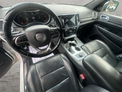 Used 2020 Jeep Grand Cherokee Limited w/ Luxury Group II AWD/4WD image 32