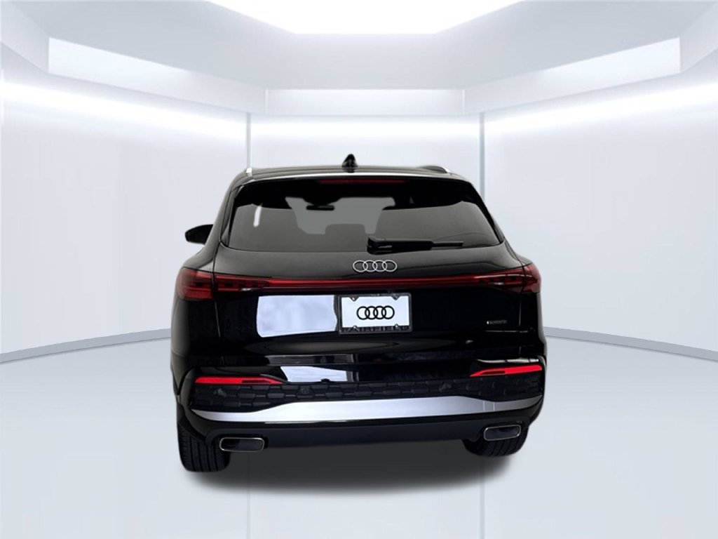 Used 2025 Audi Q5 Premium Plus AWD/4WD image 4