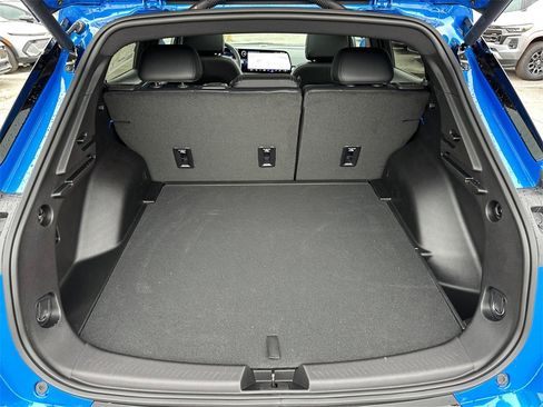 New 2026 Chevrolet Equinox EV LT image 22