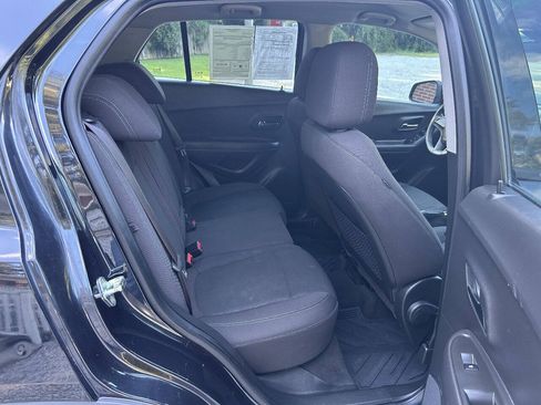 Used 2016 Chevrolet Trax LS FWD image 22