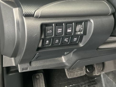 Used 2019 Subaru Forester Touring AWD/4WD image 39