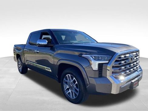 Used 2022 Toyota Tundra 1794 Edition image 6