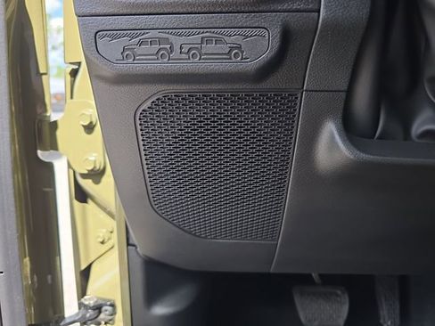New 2026 Jeep Gladiator Willys AWD/4WD image 14