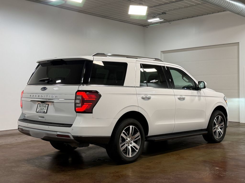 Used 2024 Ford Expedition Limited AWD/4WD image 24
