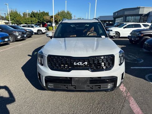 Used 2024 Kia Telluride SX X-Line AWD/4WD image 2
