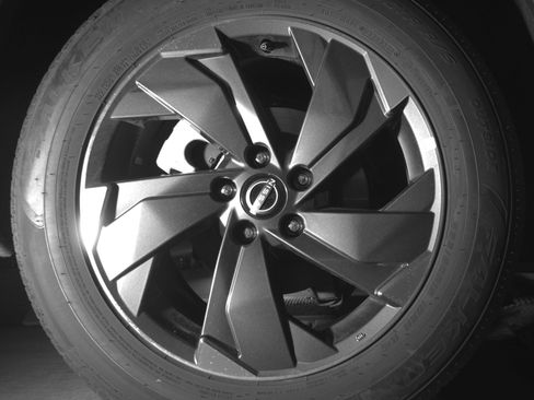 Used 2025 Nissan Rogue SV image 15