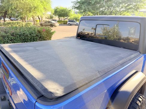 Used 2021 Jeep Gladiator Mojave AWD/4WD image 8