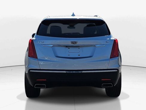 Used 2017 Cadillac XT5 Luxury w/ Driver Awareness Package image 6