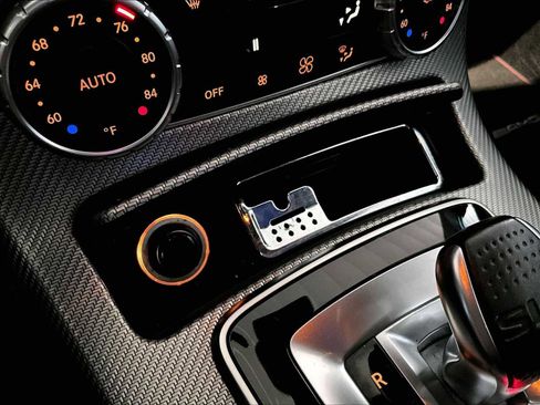 Used 2017 Mercedes-Benz SLC 43 AMG image 30