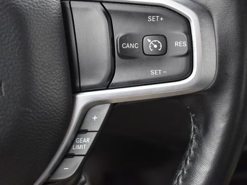Used 2024 RAM 2500 Big Horn AWD/4WD image 26