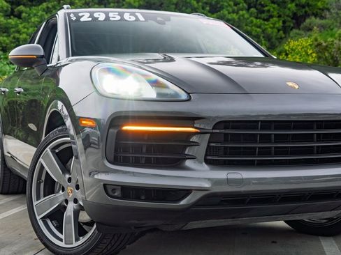 Used 2020 Porsche Cayenne image 7