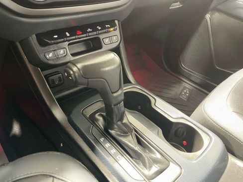 Used 2020 Chevrolet Colorado Z71 w/ LPO, Premium Interior Package AWD/4WD image 20