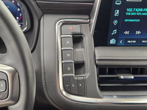 Certified 2023 Chevrolet Tahoe Z71 w/ Z71 Off-Road Package image 20