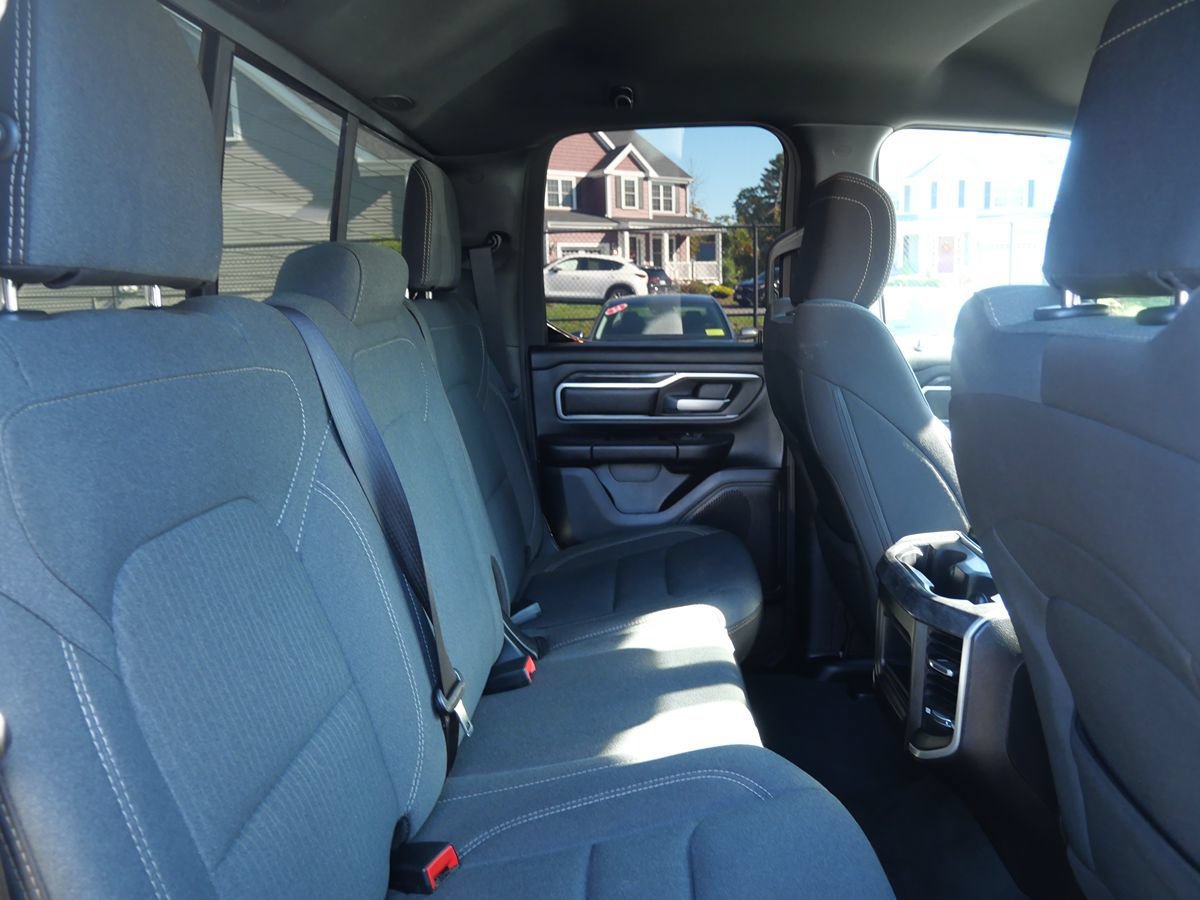 Used 2022 RAM 1500 Big Horn AWD/4WD image 30
