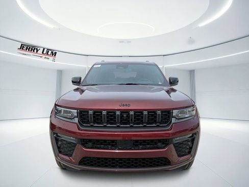 New 2026 Jeep Grand Cherokee L Limited AWD/4WD image 8