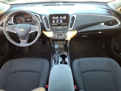 Used 2024 Chevrolet Malibu LS image 17