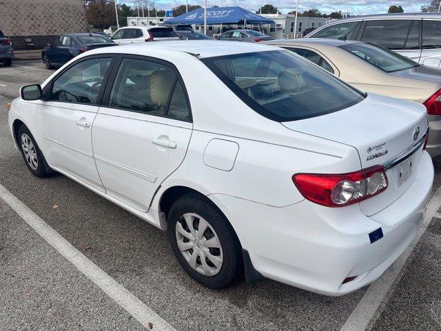 Used 2011 Toyota Corolla LE FWD image 3