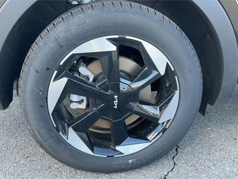 Certified 2025 Kia Sorento EX w/ EX Panoramic Sunroof Package image 20