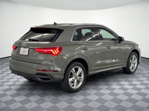 Used 2024 Audi Q3 2.0T Premium w/ Convenience Package AWD/4WD image 9