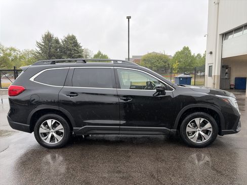 Used 2023 Subaru Ascent Premium w/ Convenience Package AWD/4WD image 4