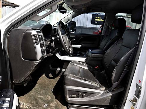 Used 2015 Chevrolet Silverado 3500 LTZ image 13