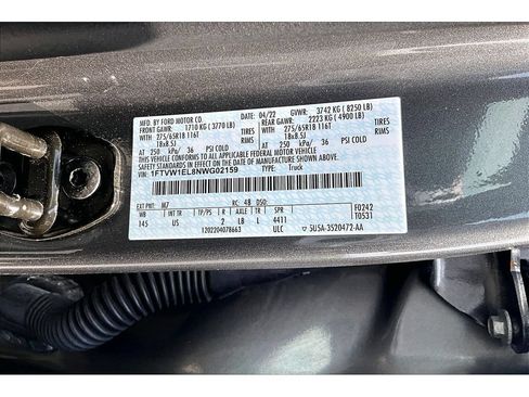 Used 2022 Ford F150 Lightning XLT AWD/4WD image 30