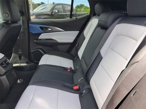 New 2026 Chevrolet Equinox EV LT image 7