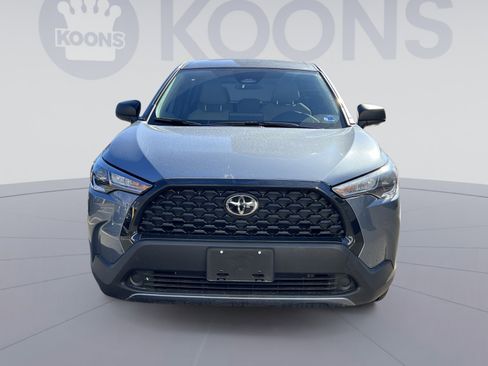 Used 2025 Toyota Corolla Cross L image 10