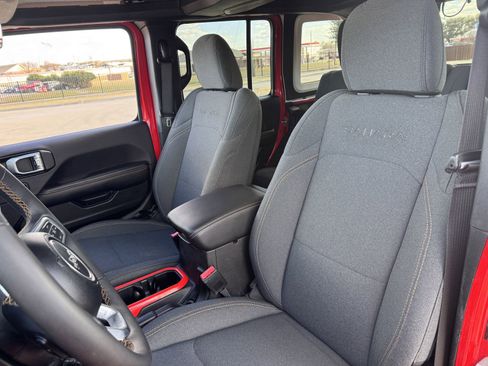 Used 2024 Jeep Wrangler Sahara w/ Technology Group image 23