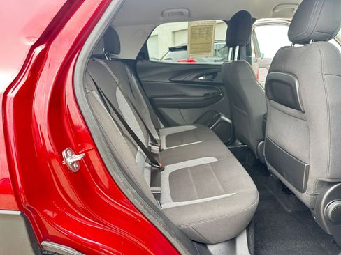 Used 2025 Chevrolet TrailBlazer LT image 28