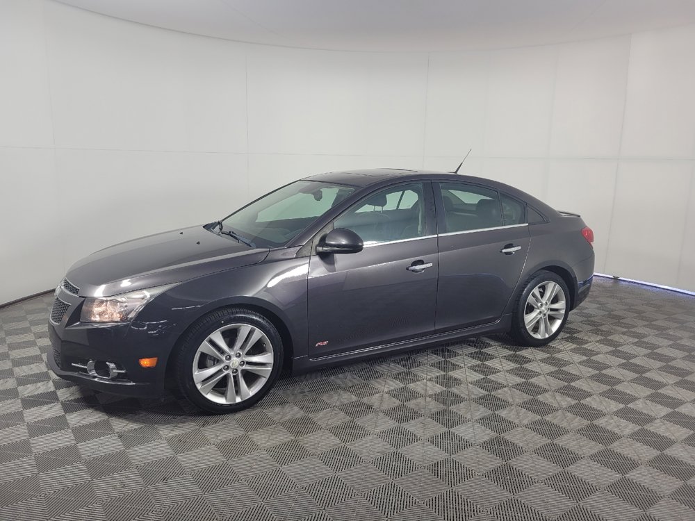 Used 2014 Chevrolet Cruze LTZ w/ RS Package FWD image 2