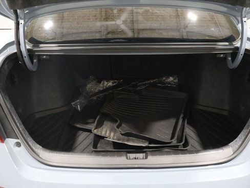 Used 2022 Honda Accord Touring image 19