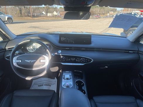 Used 2025 Genesis GV70 2.5T image 15