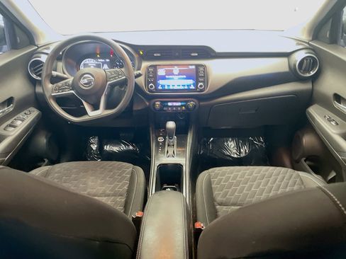 Used 2021 Nissan Kicks SV FWD image 13